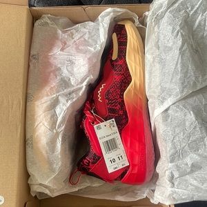 Adidas D.O.N. Issue 3 GCA Size 10 - Brand New